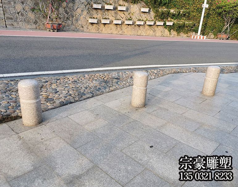 花崗巖廣場擋車石柱子 花崗巖廣場擋車石柱子